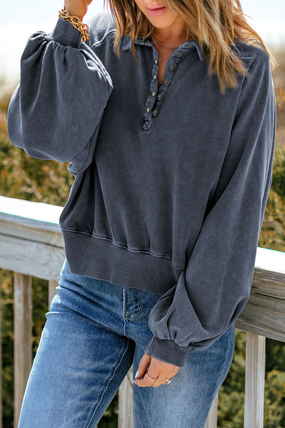 Quarter-Snap Collared Lantern Sleeve Sweatshirt